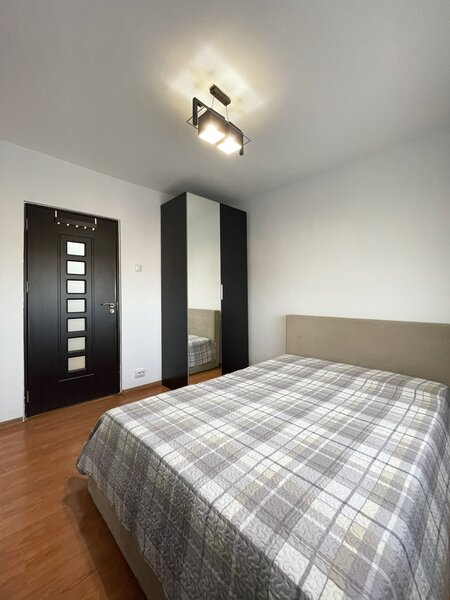 Alunisului, 3 camere decomandat + parcare inclusa,  renovat recent,