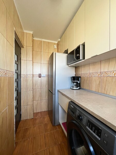 Alunisului, 3 camere decomandat + parcare inclusa,  renovat recent,